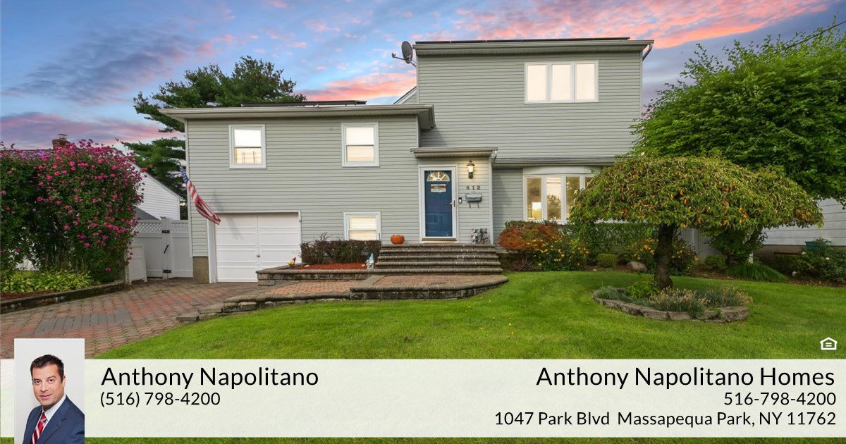 412 Broadway, Massapequa Park, NY 11762